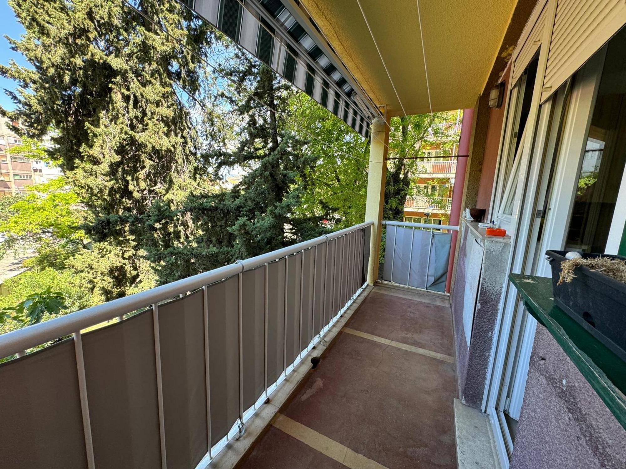Large 3br Family In The Center And 5bd Apartman